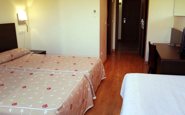 Hotel Tudanca Aranda II