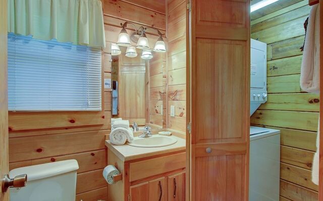 Autumn Leaves 1 Bedroom 1 Bathroom Cabin
