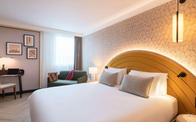 Mercure Chartres Est