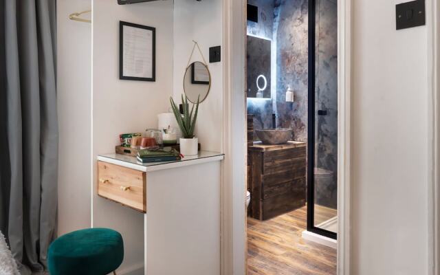 Windermere Central Hotel - Room 2