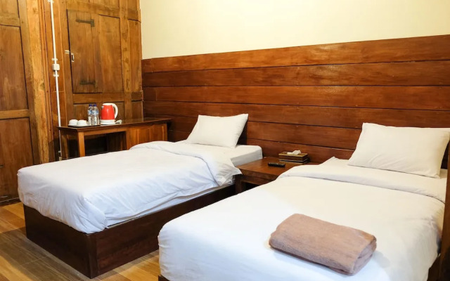 Pendhapa Art Space - Pas Limasan Homestay