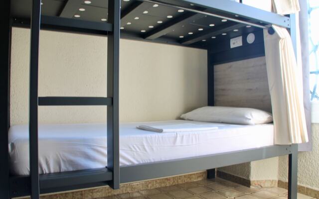 Alberg Costa Brava - Hostel