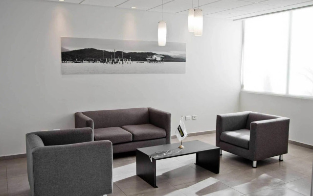 City Express Junior by Marriott Bogota Aeropuerto
