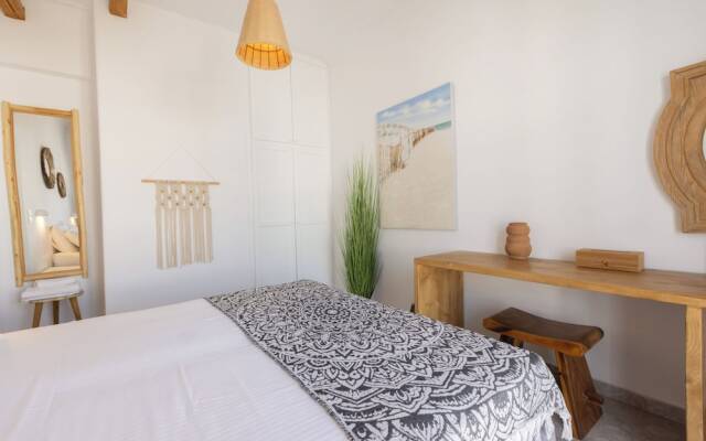 Parosquare Central Suites