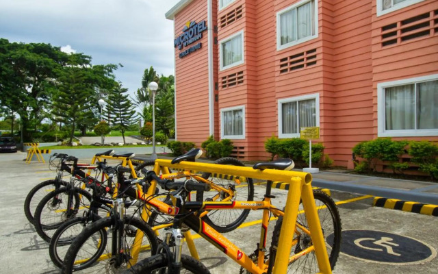 Microtel by Wyndham Eagle Ridge