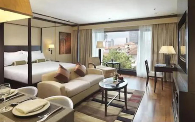 MiCasa All Suite Hotel