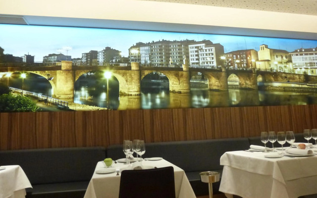 Hotel Sercotel Ciudad de Miranda