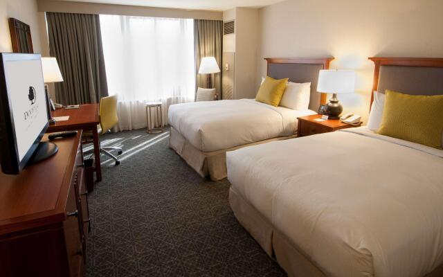 DoubleTree by Hilton Chicago - Oak Brook