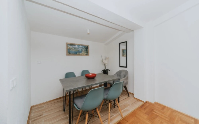Panoramic apartment