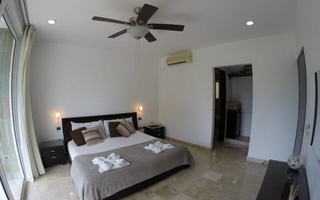 Mamitas Village 201-A by Playa Silvestre