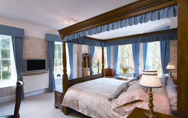 Rose In Vale Country House Hotel
