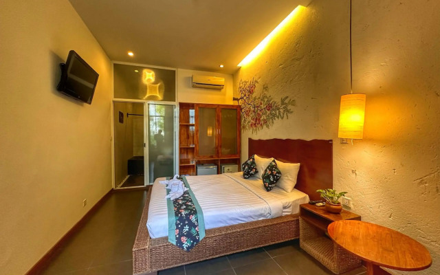 Monsoon Boutique Hotel