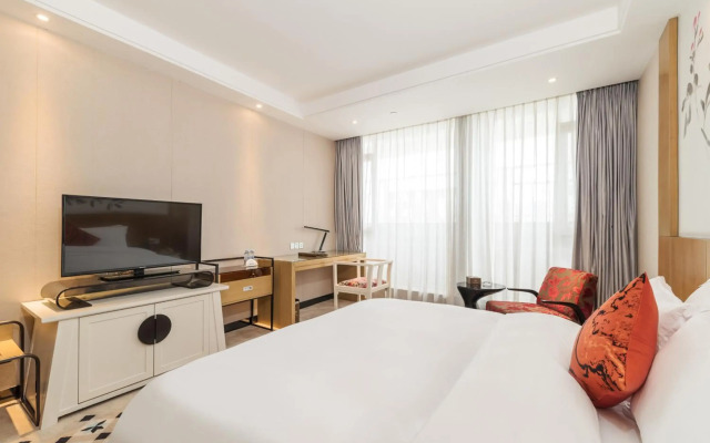 Paco Business Hotel Luogang Branch