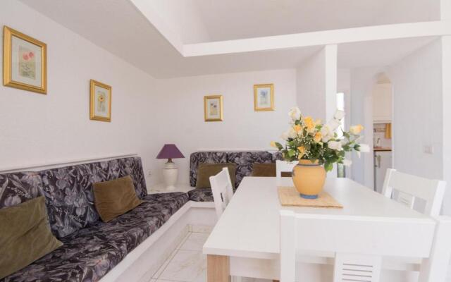 Las Flores 5 - Two Bed