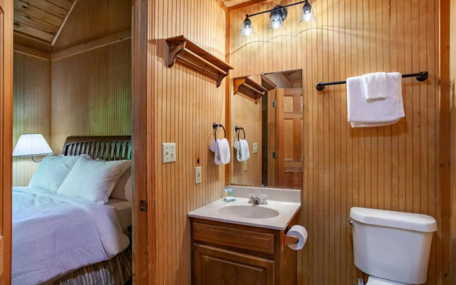 The Hartland - Hot Tub, Jacuzzi, Fireplace