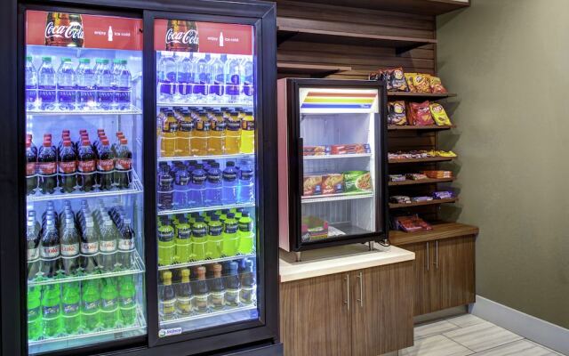 Holiday Inn Express & Suites Coldwater