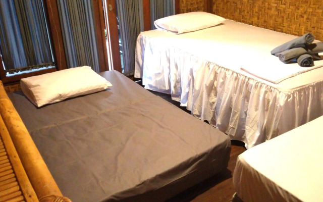 Good Vibes Bungalows