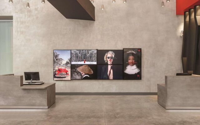 Kompose Boutique Hotel Miami Airport