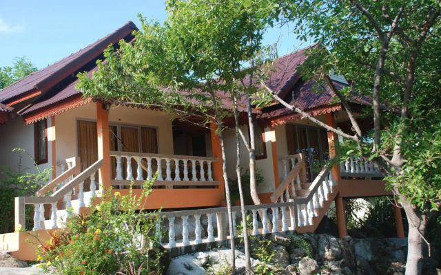 Bounty Resort