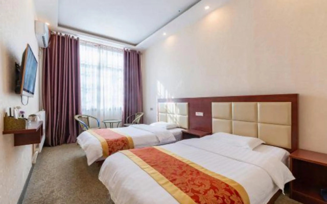 Jinyuan Holiday Hotel