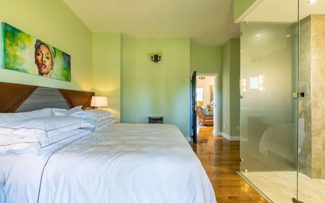 Bali and Eva Midlands