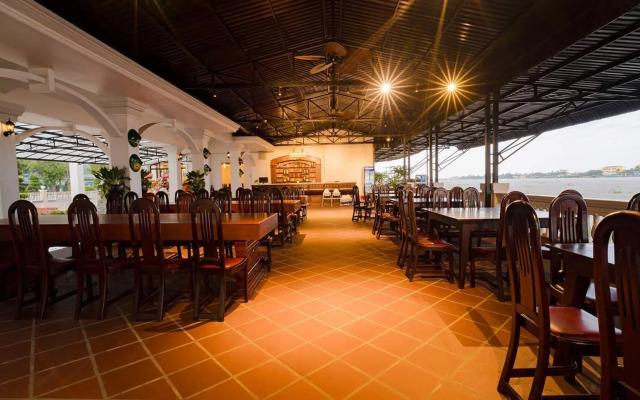 Chuong Duong Hotel