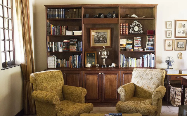 Swartberg Private Game Lodge