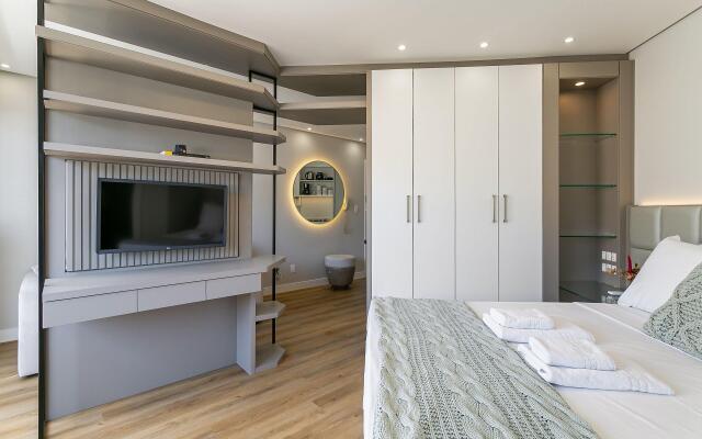 Studio Moderno com Piscina no Rooftop #CA48