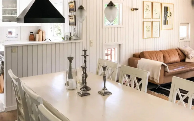 Splendid Holiday Home in Dronningmolle near Beach