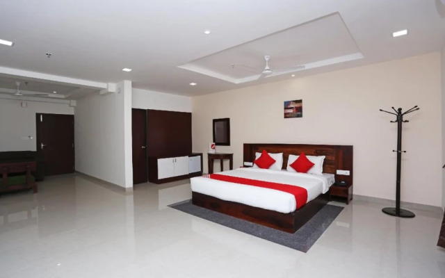 OYO 18826 Hotel Emerald