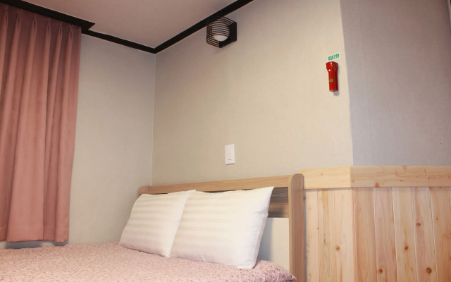 Insadong R Guesthouse