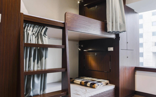 Sleepy Dragon Hostel
