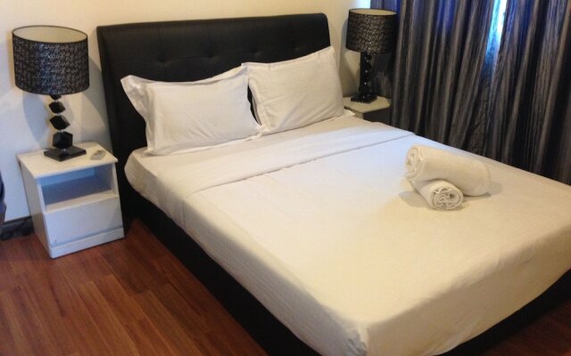 Luxury Service Suite At Taragon KL