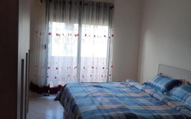 Cozy 2 bedroom /1 Bath Apartment/Tirana