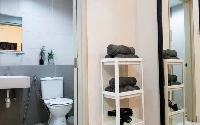 Puchong 8-12 pax Cozy Apartment IOI