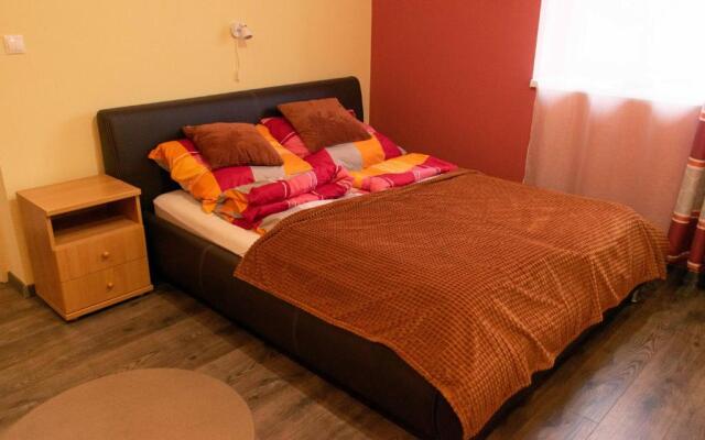 Borostyán Apartmanház