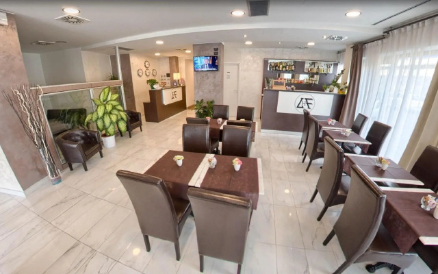 Hotel Luxor Florence