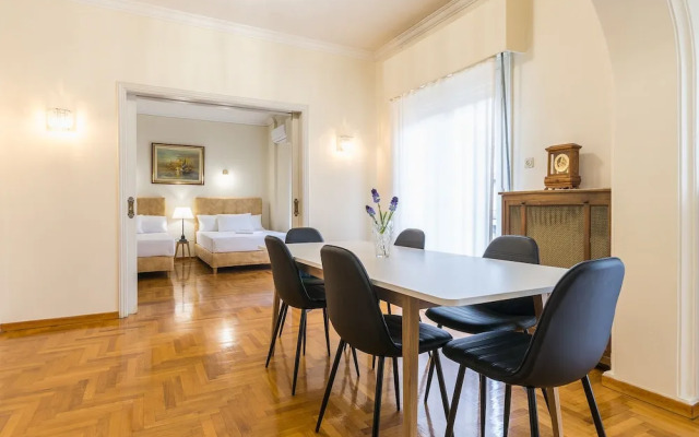 Victoria Queens Paradise Apartments