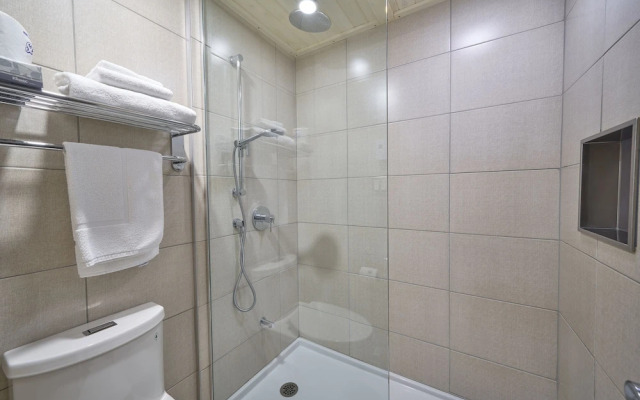 Auberge De La Pointe