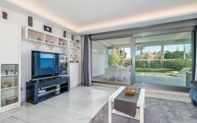 Lujoso apartamento con piscina comunitaria en la Costa del Sol