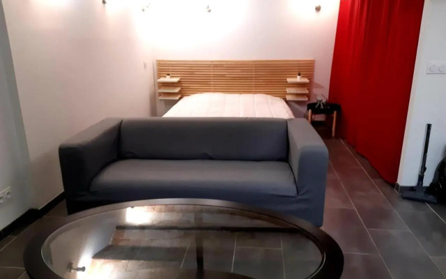 Charming studio in the heart of AVIGNON
