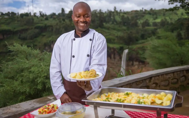 Sipi Falls lodge