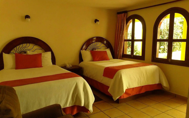 Hotel Jardines del Carmen