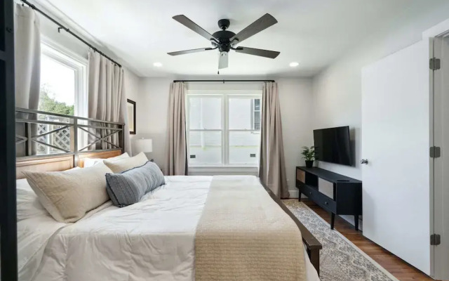 3 Separate Homes Walkable to Soco