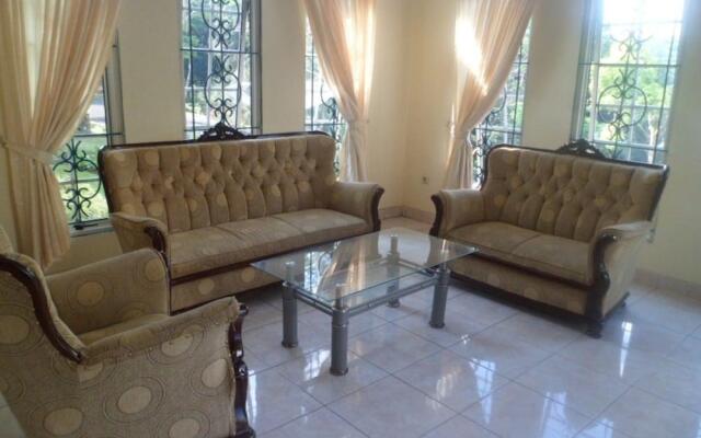 Villa Kota Bunga Lavender