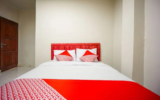 Bs Residence by OYO Rooms