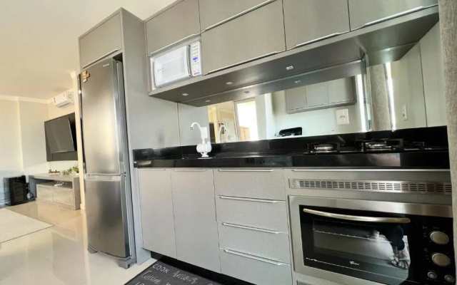 Excelente apartamento 2 suítes em Porto Belo