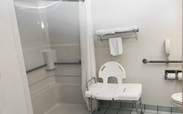 Baymont Inn & Suites Somerset