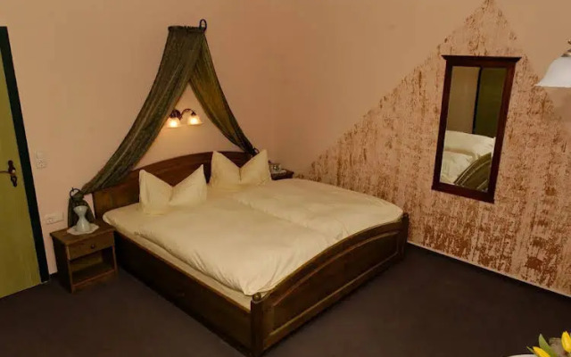 Waldgasthof & Hotel Am Sauwald