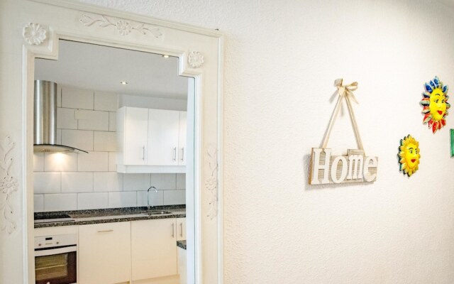 PP- Fantastic 2 bedroom apt with roof top terrace